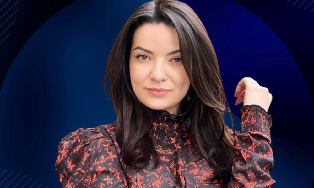 -Anca Dinicu-insarcinata