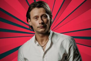 Marius Manole, copilărie dificilă