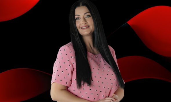 Gabriela Cristea.